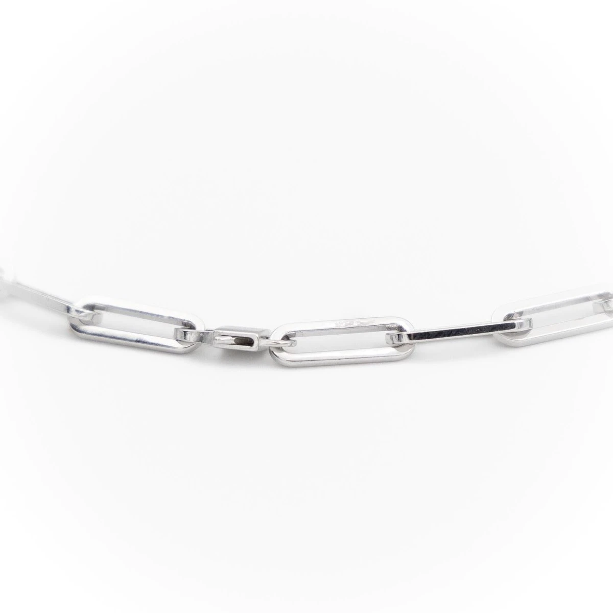 Collier DINH VAN "Menottes" En Or Blanc Et Diamants 3 Collier DINH VAN "Menottes" En Or Blanc Et Diamants – Image 3