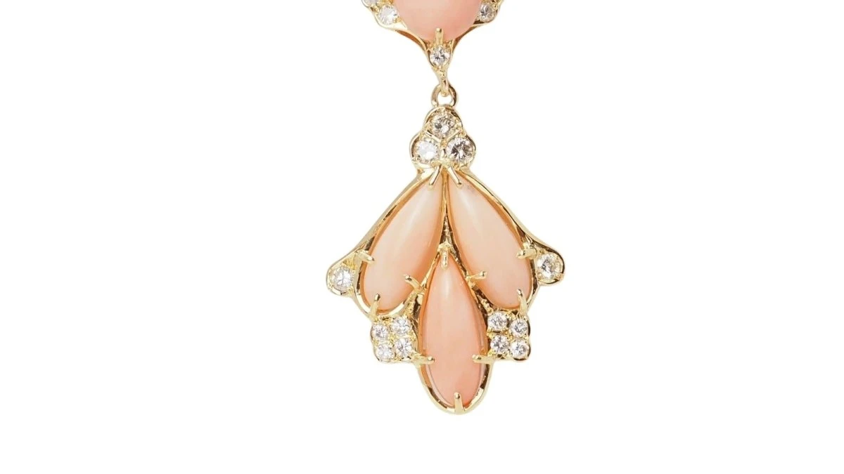 Collier En Or Jaune, Cabochons De Corail Et Diamants 7 Collier En Or Jaune, Cabochons De Corail Et Diamants – Image 7