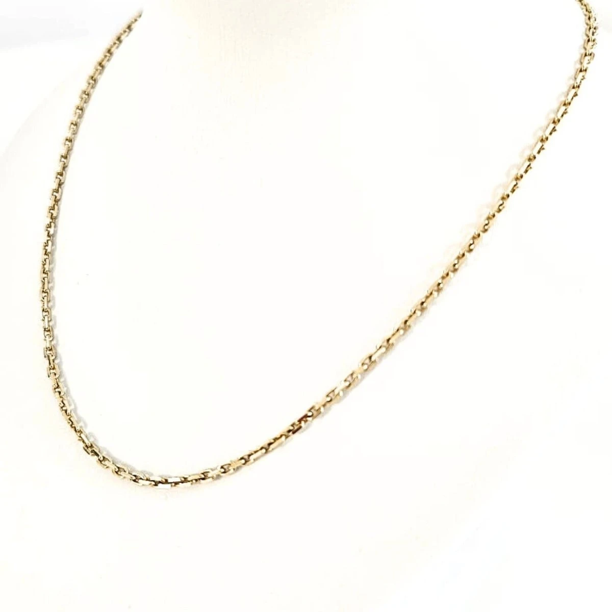 Collier Matinée En Or Jaune 18 Carats Maille Type Forçat Diamant - 55 Centimètres 3 Collier Matinée En Or Jaune 18 Carats Maille Type Forçat Diamant - 55 Centimètres – Image 3