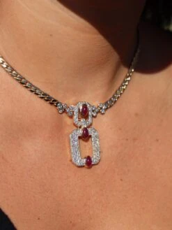 Collier Pendentif Amovible En Or Jaune, Diamants Et Rubis 16 Collier Pendentif Amovible En Or Jaune, Diamants Et Rubis -Castafiore Boutique collier pendentif amovible en or jaune diamants et rubis 634784