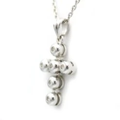 Collier Pendentif Croix - Or Blanc & Diamants -Castafiore Boutique collier pendentif croix or blanc diamants 846862