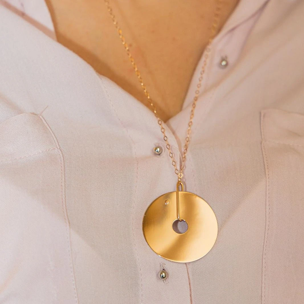 Collier Pendentif GINETTE NY "Jumbo Donut On Chain" En Or Rose 2 Collier Pendentif GINETTE NY "Jumbo Donut On Chain" En Or Rose – Image 2