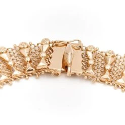 Collier Ras De Cou Imposant En Or Jaune -Castafiore Boutique collier ras de cou imposant en or jaune 272086