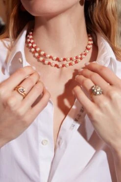 Collier Sautoir En Perles De Culture Et De Corail -Castafiore Boutique collier sautoir en perles de culture et de corail 338539