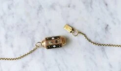 Collier Sautoir Fermoir Régional Barillet Emmaillé Or -Castafiore Boutique collier sautoir fermoir regional barillet emmaille or 466532