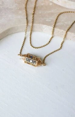 Collier Sautoir Fermoir Régional Barillet Emmaillé Or -Castafiore Boutique collier sautoir fermoir regional barillet emmaille or 913160