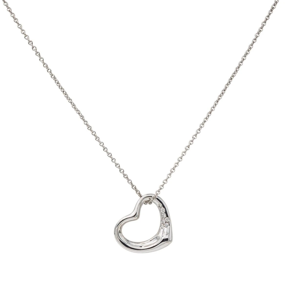 Collier TIFFANY & CO. "Open Heart" En Platine Et Diamant 1 Collier TIFFANY & CO. "Open Heart" En Platine Et Diamant
