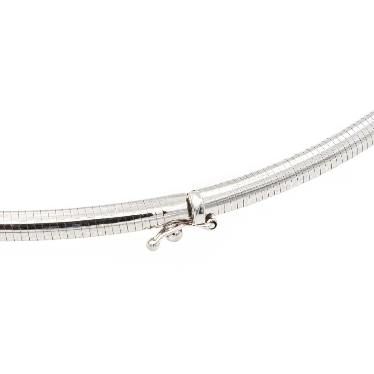 Collier Trilogie Or Blanc Diamant 4 Collier Trilogie Or Blanc Diamant – Image 4