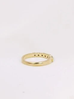 Demi-Alliance Américaine En Or Jaune Et Diamants 0,42 Ct -Castafiore Boutique demi alliance americaine en or jaune et diamants 042 ct 438363