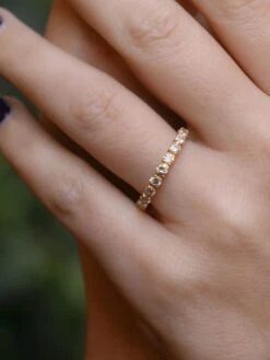 Demi-Alliance Américaine En Or Jaune Et Diamants 0,88 Ct 9 Demi-Alliance Américaine En Or Jaune Et Diamants 0,88 Ct -Castafiore Boutique demi alliance americaine en or jaune et diamants 088 ct 337185