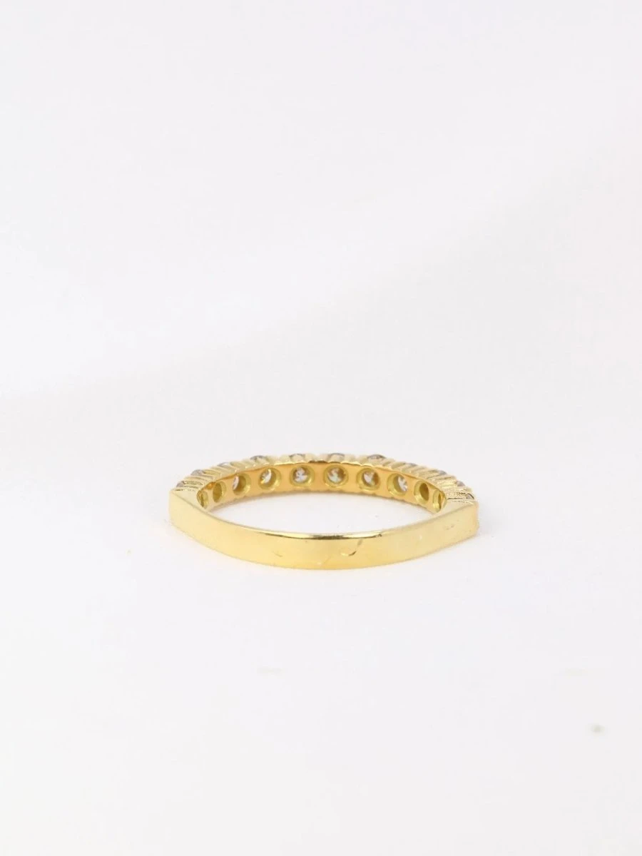 Demi-Alliance Américaine En Or Jaune Et Diamants 0,88 Ct 5 Demi-Alliance Américaine En Or Jaune Et Diamants 0,88 Ct – Image 5