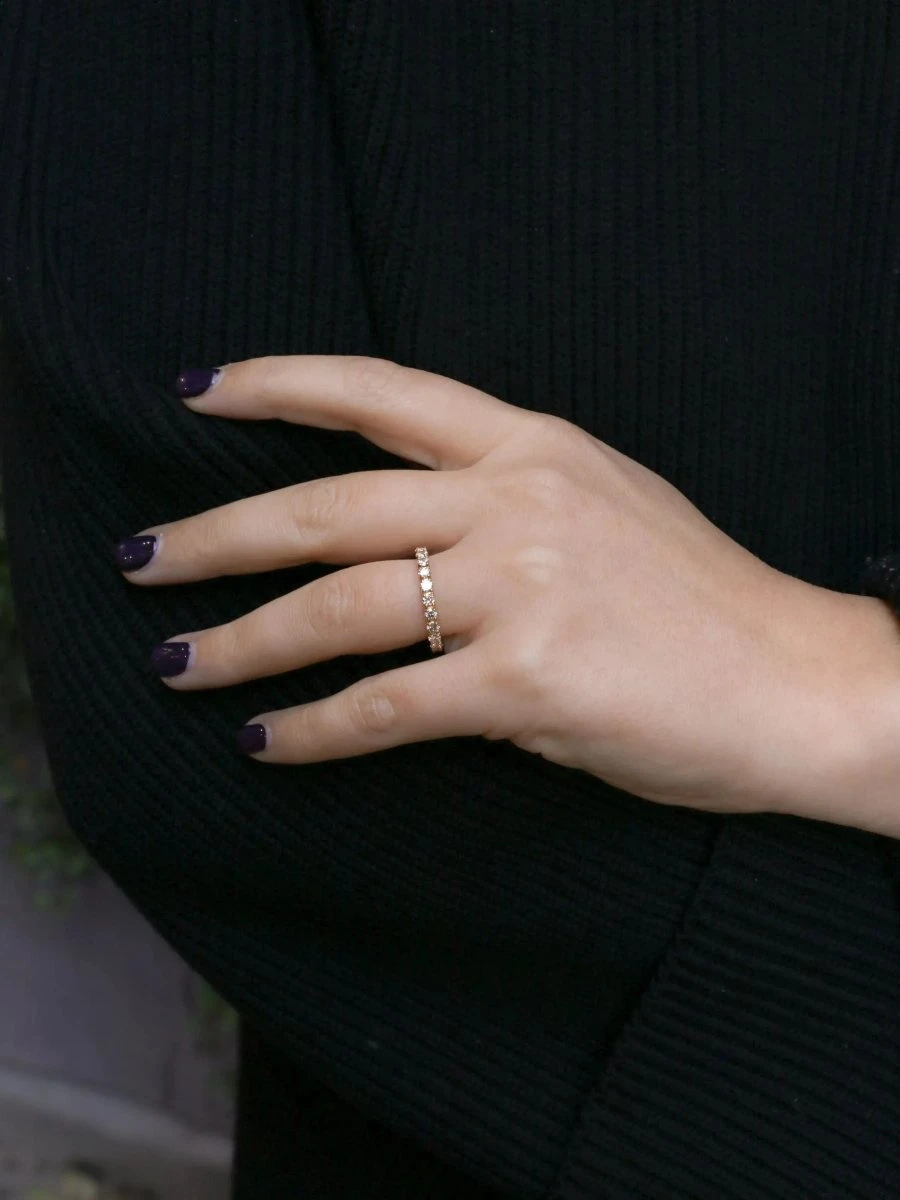 Demi-Alliance Américaine En Or Jaune Et Diamants 0,88 Ct 8 Demi-Alliance Américaine En Or Jaune Et Diamants 0,88 Ct – Image 8