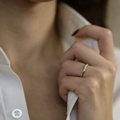 Demi Alliance TIFFANY & CO - Olga Peretti En Platine Et Diamants -Castafiore Boutique demi alliance tiffany co olga peretti en platine et diamants 679079