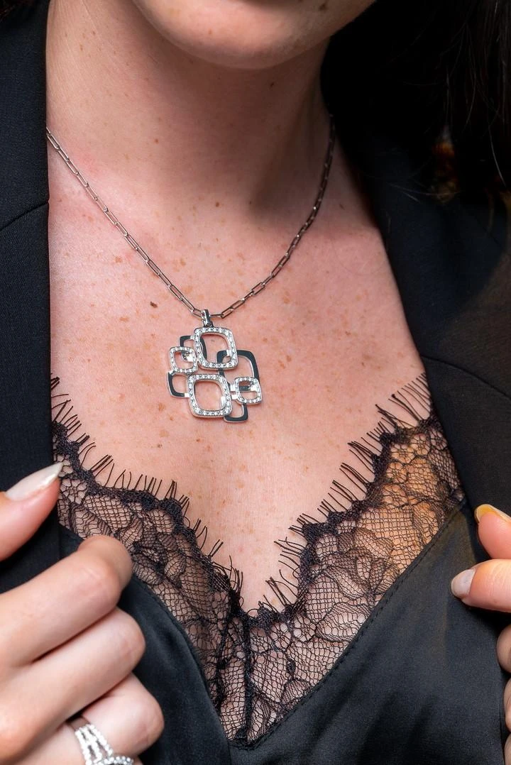 Dinh Van Collier Pendentif Impression Or Blanc Diamant 2 Dinh Van Collier Pendentif Impression Or Blanc Diamant – Image 2