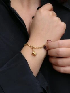 DIOR Bracelet Chaine Or Jaune Dé à Coudre -Castafiore Boutique dior bracelet chaine or jaune de a coudre 943359