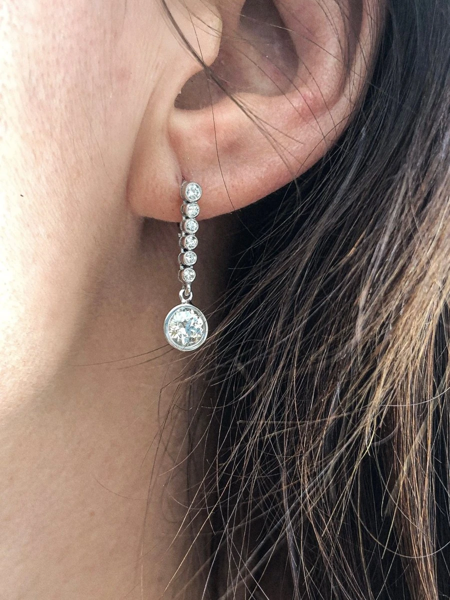 Dormeuse En Platine Diamant 3 Dormeuse En Platine Diamant – Image 3