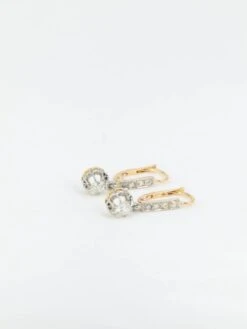 Dormeuses Anciennes En Or, Argent Et Diamants -Castafiore Boutique dormeuses anciennes en or argent et diamants 323559