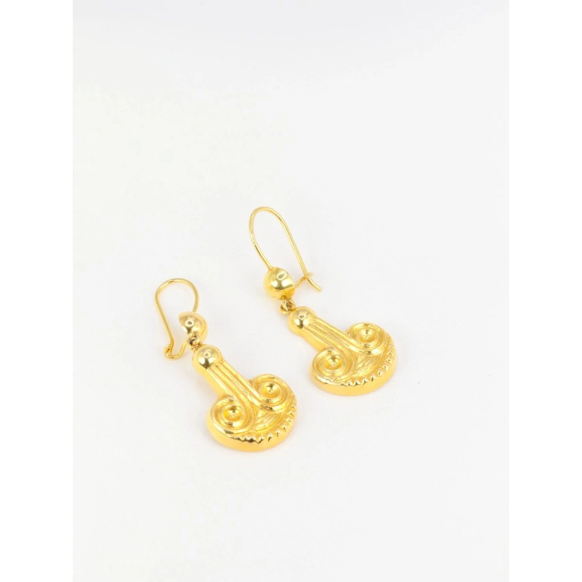 LALAOUNIS - Paire De Boucles D’oreilles Dormeuses En Or Jaune 4 LALAOUNIS - Paire De Boucles D’oreilles Dormeuses En Or Jaune – Image 4