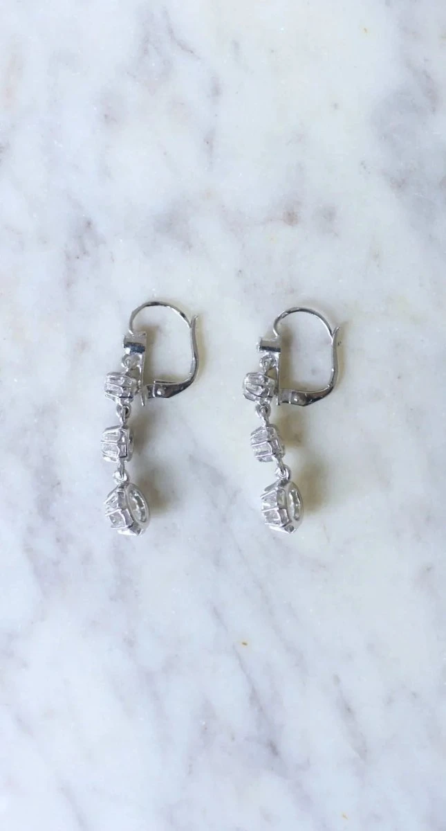 Longues Dormeuses Diamants Sur Or Blanc 6 Longues Dormeuses Diamants Sur Or Blanc – Image 6