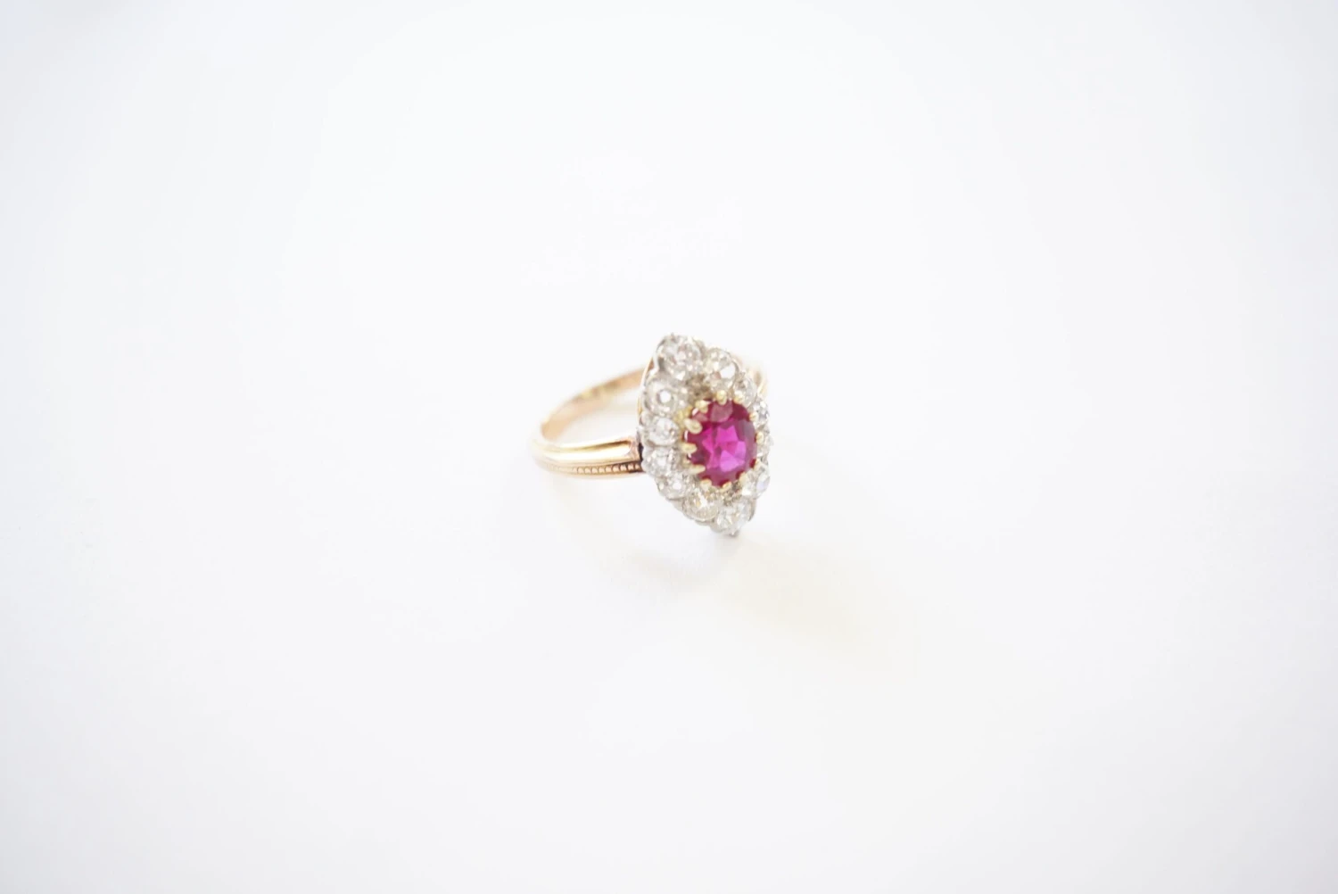 Bague Or Rubis Birman Naturel Et Diamants 3 Bague Or Rubis Birman Naturel Et Diamants – Image 3