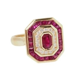 Bague Octogonale En Or Jaune, Rubis Ovale Et Diamants -Castafiore Boutique mc mXCmG7AMb