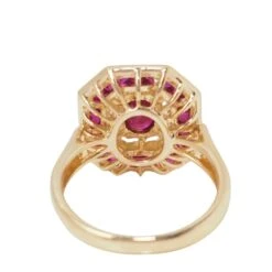 Bague Octogonale En Or Jaune, Rubis Ovale Et Diamants -Castafiore Boutique mc vym2x7oZs