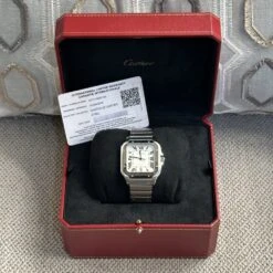 Montre CARTIER "Santos" En Acier 11 Montre CARTIER "Santos" En Acier -Castafiore Boutique montre cartier santos gm homme ref 4072 en acier vers 2020 automatique boite et papiers dorigine 620115