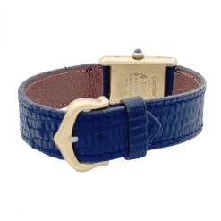 Miller Montre CARTIER "Tank Must" Argent Plaqué Or, Cadran Laqué Bleu. 12 Miller Montre CARTIER "Tank Must" Argent Plaqué Or, Cadran Laqué Bleu. -Castafiore Boutique montre cartier tank must argent plaque or cadran laque bleu 800112