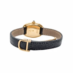 Montre Mécanique CARTIER "Baignoire" En Or Jaune, Cuir Et Saphir -Castafiore Boutique montre mecanique cartier baignoire en or jaune cuir et saphir 216411