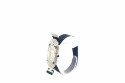 Montre Mécanique En Or Blanc, Platine, Diamants Et Saphirs Calibrés -Castafiore Boutique montre mecanique en or blanc platine diamants et saphirs calibres 376362