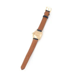 Montre CARTIER "Santos" En Or Jaune Et Cuir 7 Montre CARTIER "Santos" En Or Jaune Et Cuir -Castafiore Boutique montre santos cartier en or jaune 421200