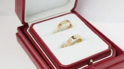 Paire De Boucles D'oreilles CARTIER Love En Or Jaune 10 Paire De Boucles D'oreilles CARTIER Love En Or Jaune -Castafiore Boutique paire de boucles doreilles cartier love en or jaune 795683