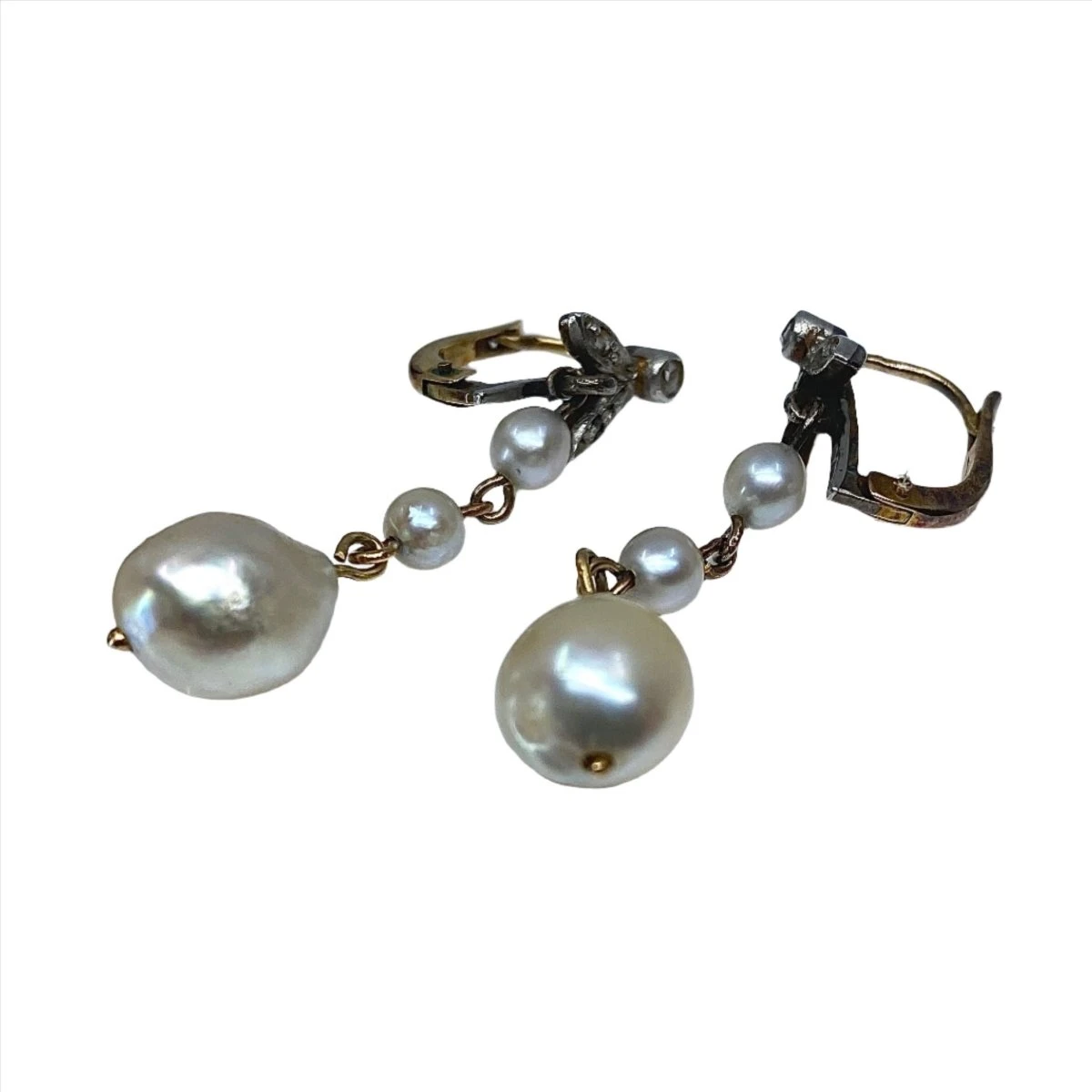 Paire De Boucles D’oreilles En Or 18 Carats, Perles Et Diamants, Vers 1900 2 Paire De Boucles D’oreilles En Or 18 Carats, Perles Et Diamants, Vers 1900 – Image 2