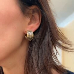 Paire De Créoles Signée De La Maison Cartier -Castafiore Boutique paire de creoles signee de la maison cartier 735625