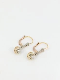 Paire De Dormeuses Anciennes En Or Et Diamants Taille Ancienne 14 Paire De Dormeuses Anciennes En Or Et Diamants Taille Ancienne -Castafiore Boutique paire de dormeuses anciennes en or et diamants taille ancienne 614719