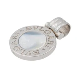 Pendentif BULGARI En Or Blanc Et Onyx 10 Pendentif BULGARI En Or Blanc Et Onyx -Castafiore Boutique pendentif bulgari en or blanc et onyx 939711