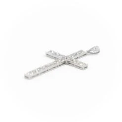 Pendentif Croix En Platine Et Diamants -Castafiore Boutique pendentif croix en platine et diamants 243213