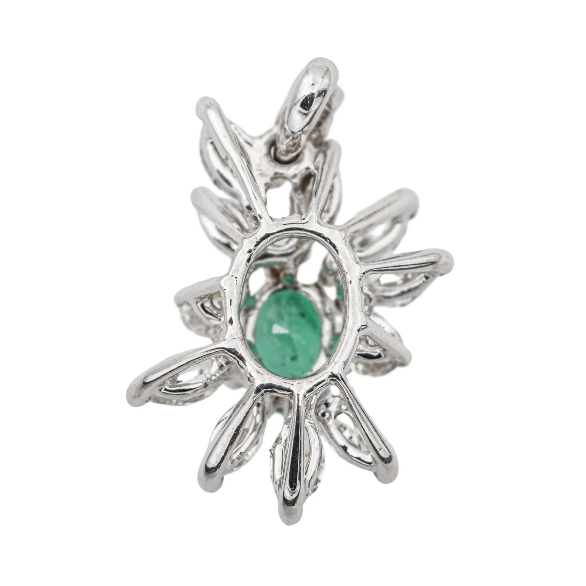 Pendentif En Or Blanc, émeraude Et Diamants 6 Pendentif En Or Blanc, émeraude Et Diamants – Image 6
