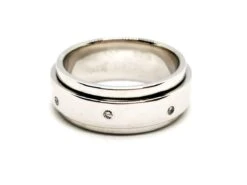 Piaget Bague Alliance Possession Or Blanc Diamant 10 Piaget Bague Alliance Possession Or Blanc Diamant -Castafiore Boutique piaget bague alliance possession or blanc diamant 540677