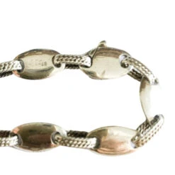 Sautoir Signé De La Maison Hermès Graine De Café En Argent -Castafiore Boutique sautoir signe de la maison hermes graine de cafe en argent 248308