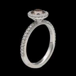 Bague Solitaire DE BEERS En Platine Et Diamants 14 Bague Solitaire DE BEERS En Platine Et Diamants -Castafiore Boutique solitaire de beers en platine aura avec diamant fancy dark brown de 2020 full set taille 55 882922