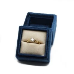 Bague Solitaire En Or Jaune Et Diamant -Castafiore Boutique solitaire or jaune et diamant 275985